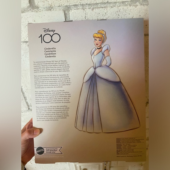 Disney 100 Cinderella Collectors Doll NIB - Picture 3 of 5